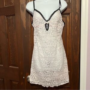 Apt. 9 Light Pink Lace Chemise Lingerie Sleepwear bridal honeymoon